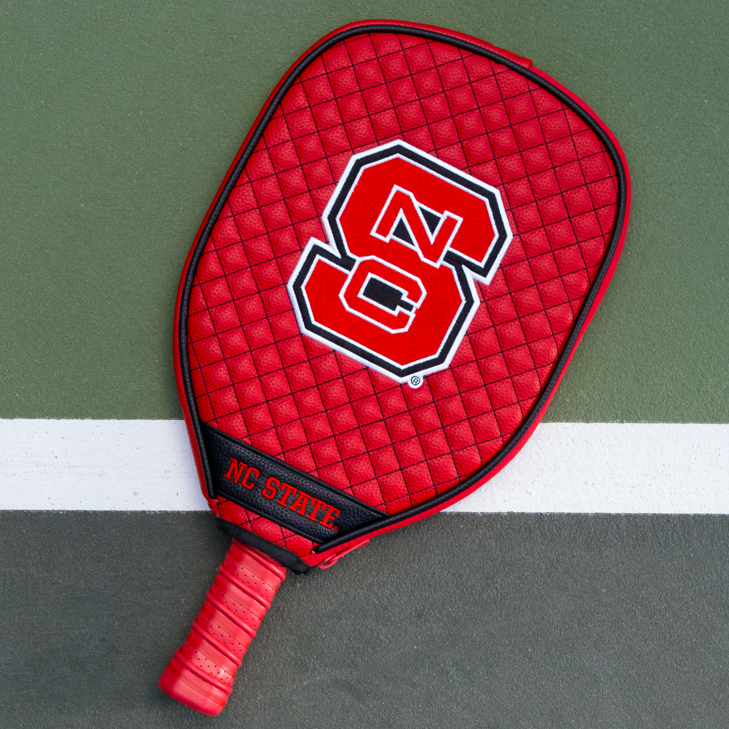 Nc State Wolfpack Quilted Pickleball Paddle Cover (Red)