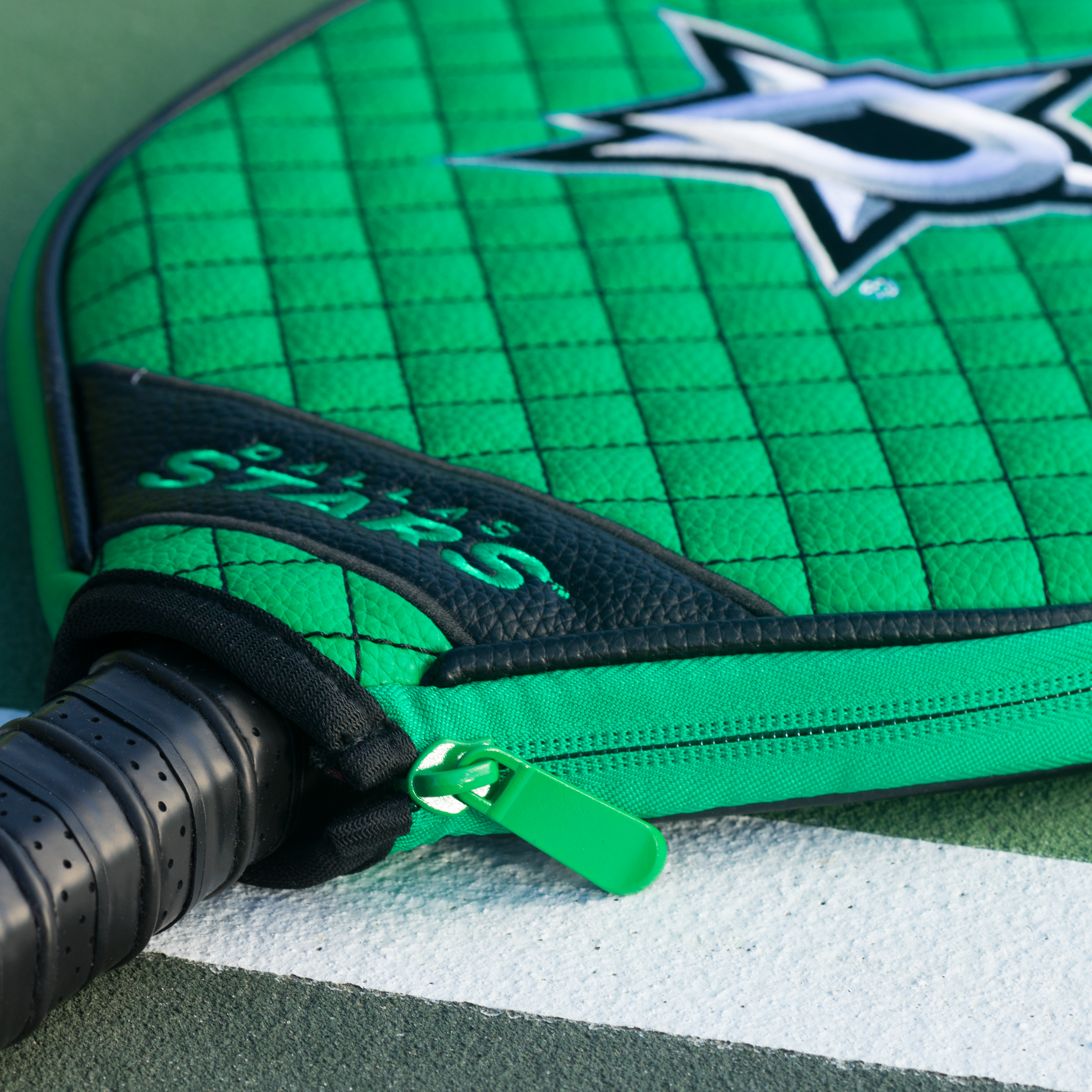 Dallas Stars Quilted Pickleball Paddle Cover (Dark Green)