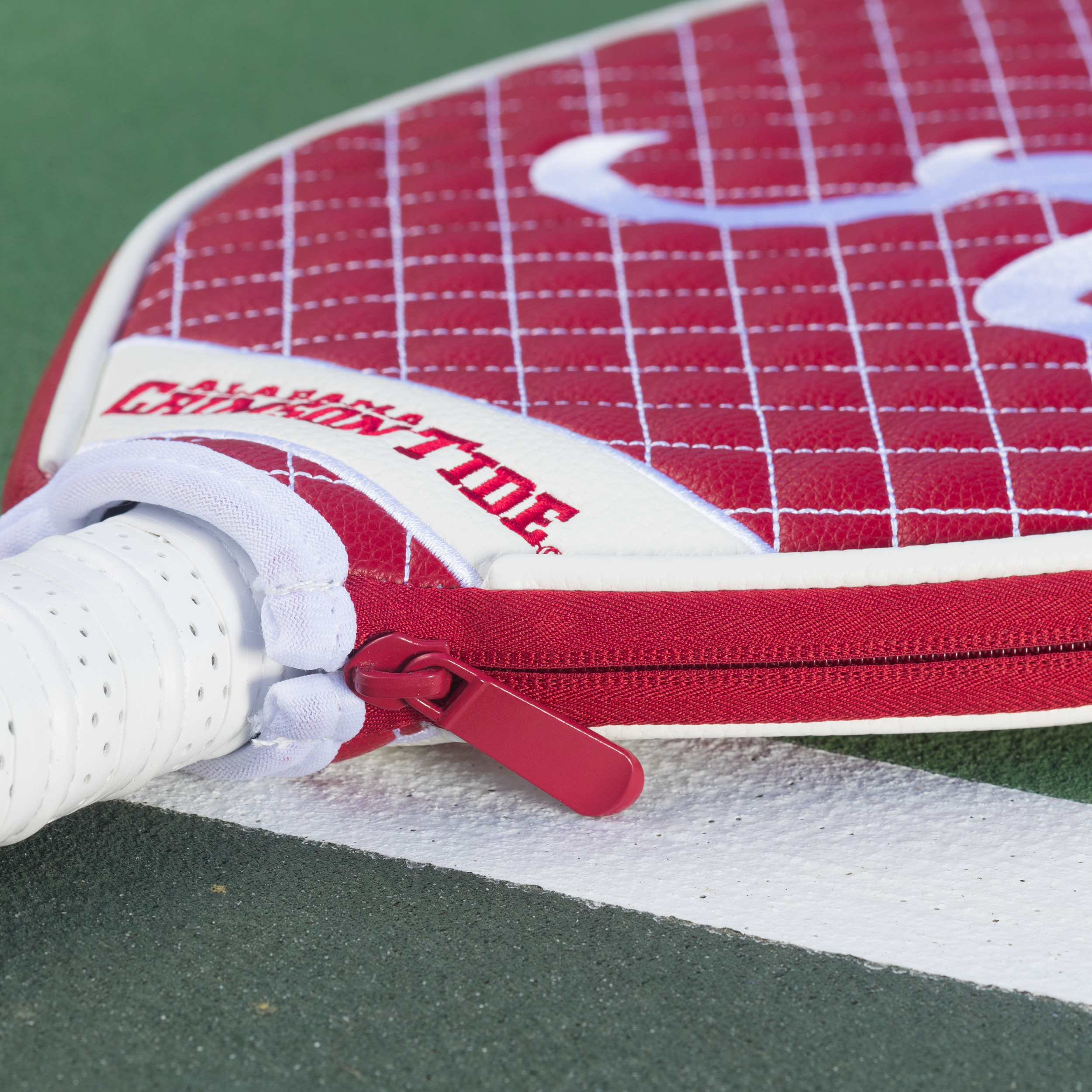 Alabama Crimson Tide Quilted Pickleball Paddle Cover (Dark Red)