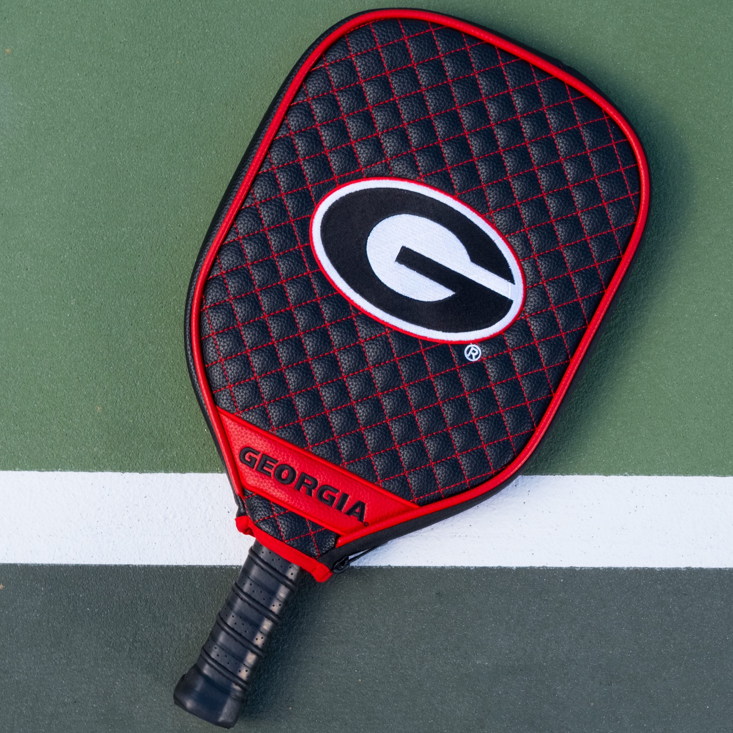 Georgia Bulldogs Quilted Pickleball Paddle Cover (Black)