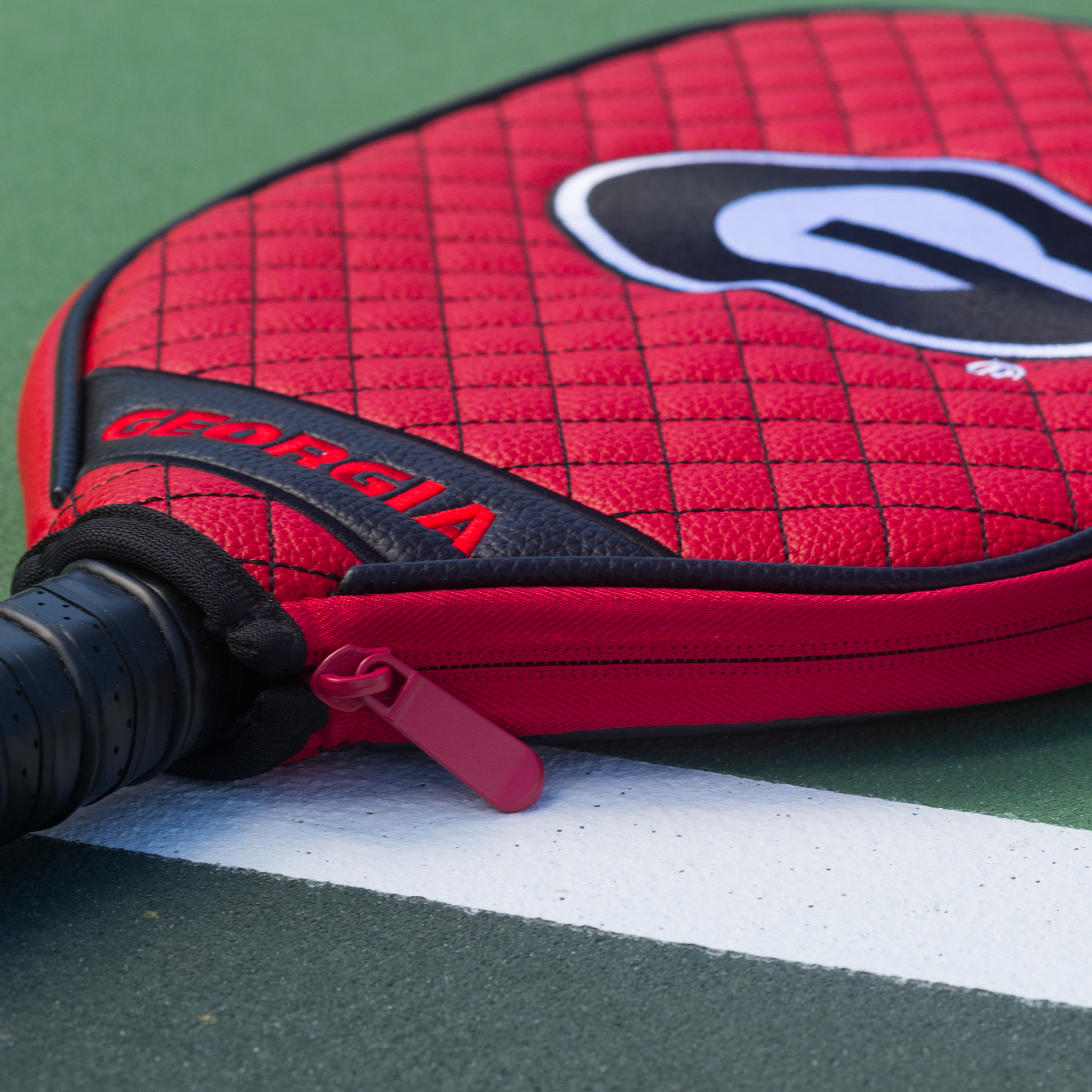 Georgia Bulldogs Quilted Pickleball Paddle Cover (Red)