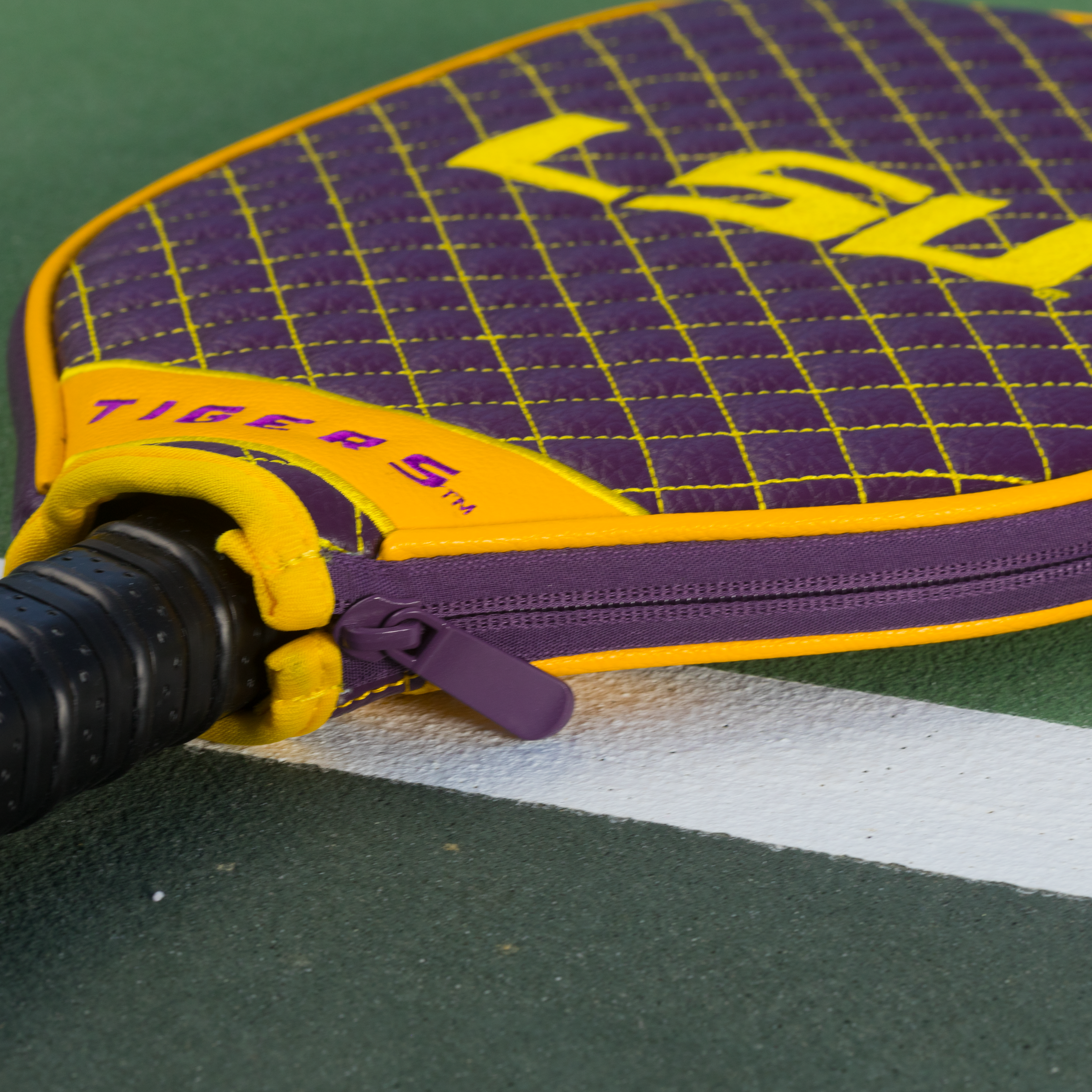 Lsu Tigers Quilted Pickleball Paddle Cover (Purple)