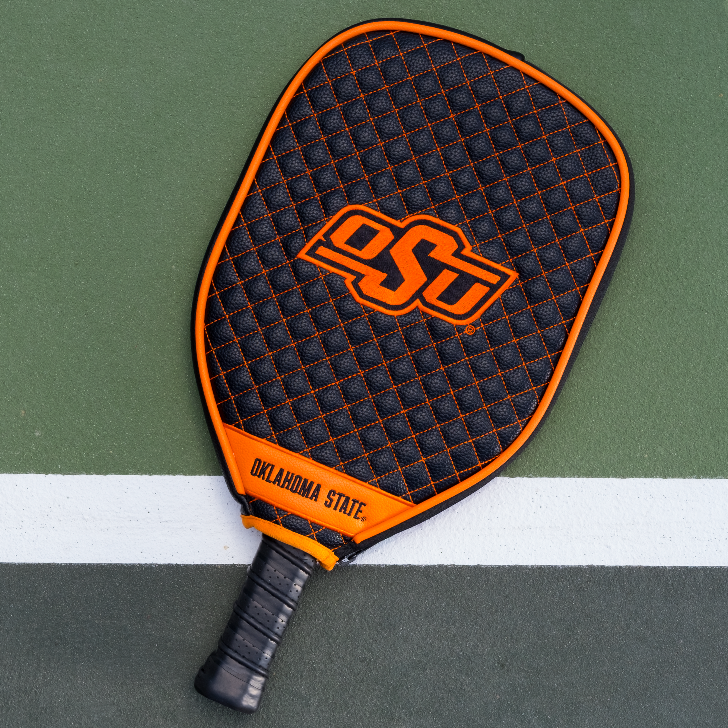 Oklahoma State Cowboys Quilted Pickleball Paddle Cover (Black)