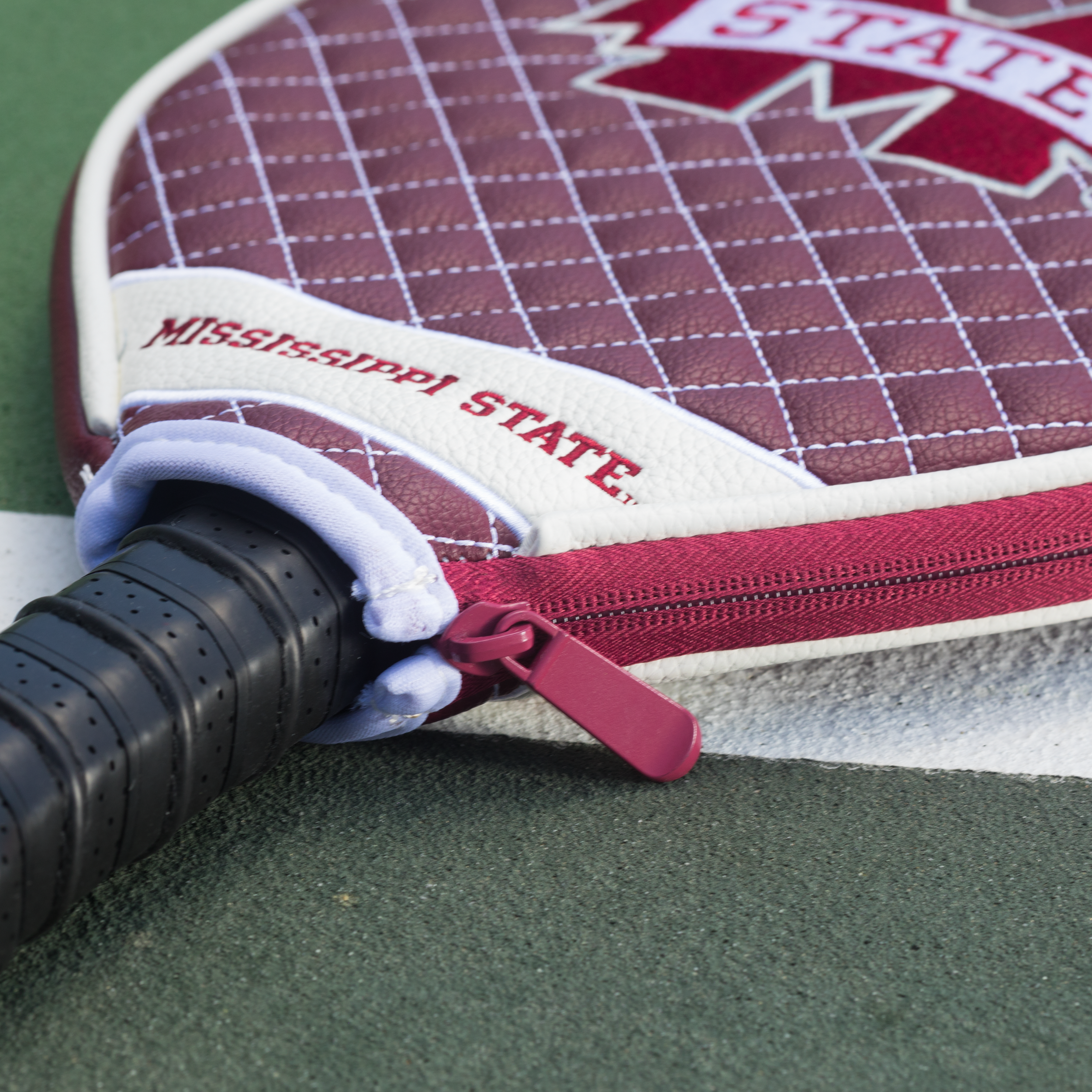 Mississippi State Bulldogs Quilted Pickleball Paddle Cover (Maroon)