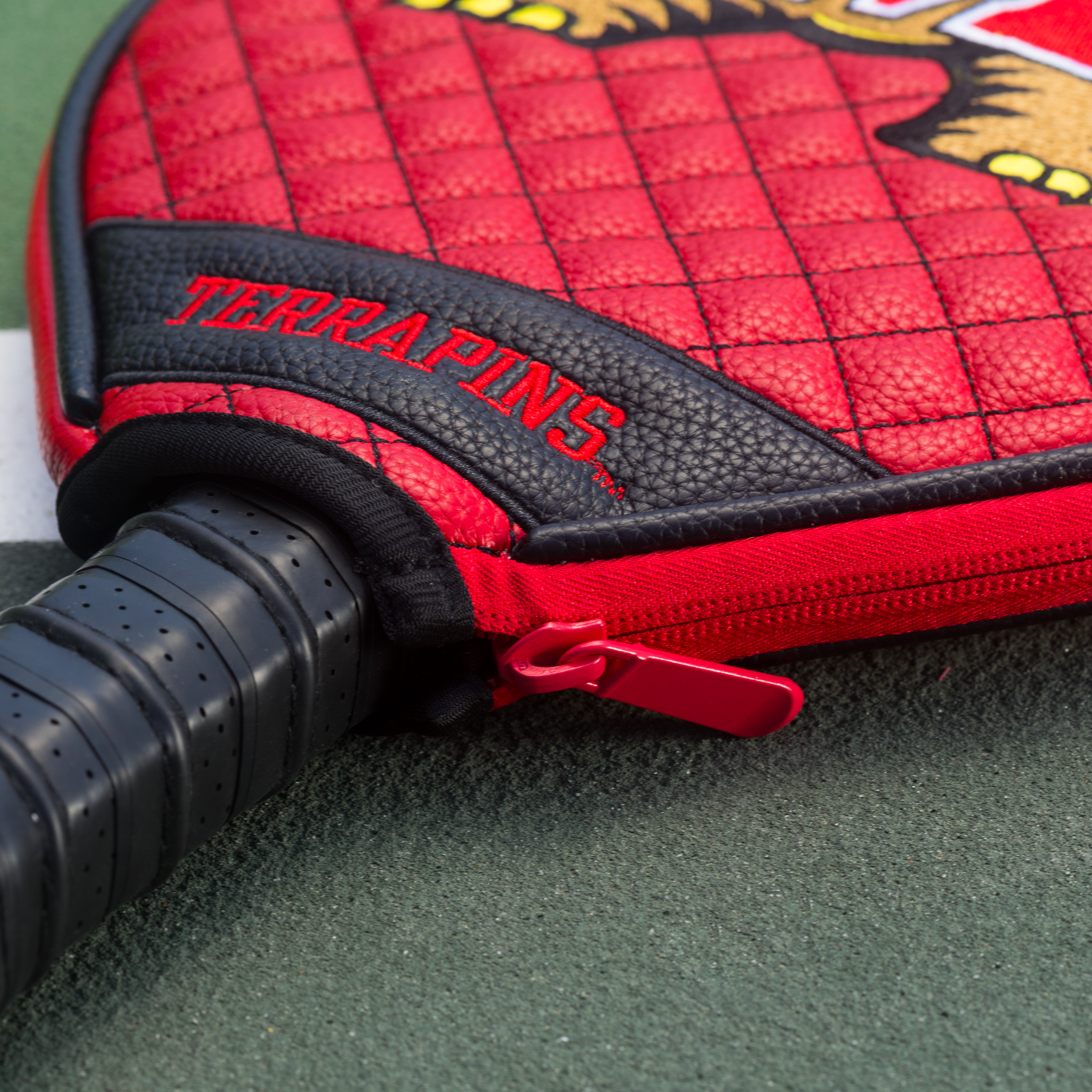 Maryland Terrapins Quilted Pickleball Paddle Cover (Red)