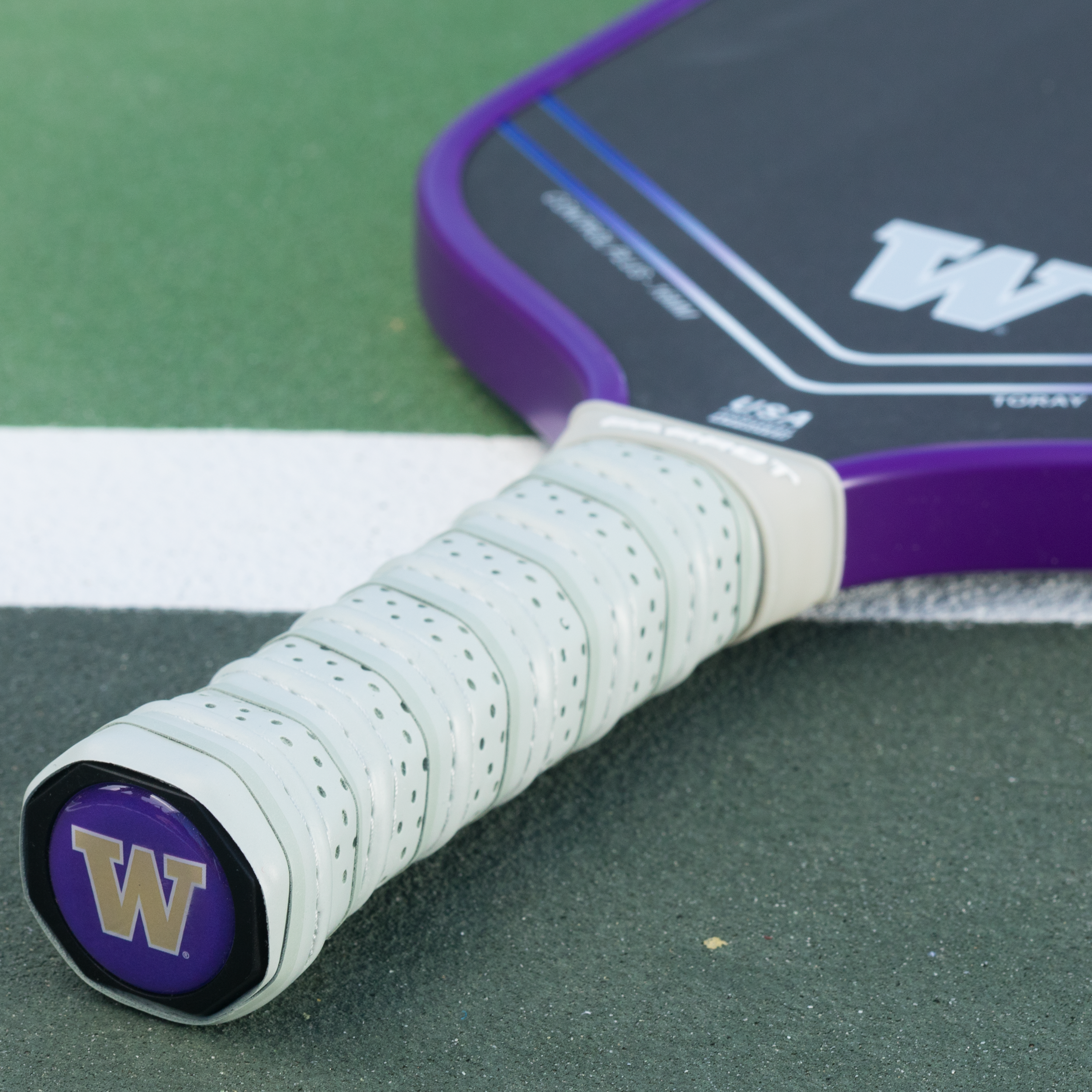 Washington Huskies PRO-Formance Logo Pickleball Paddle