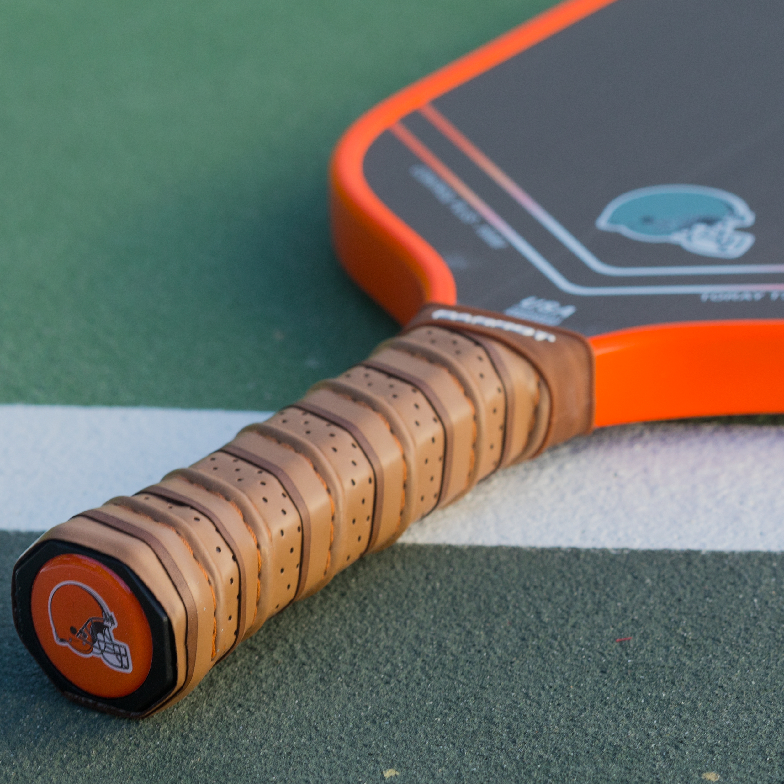 Cleveland Browns PRO-Formance Logo Pickleball Paddle