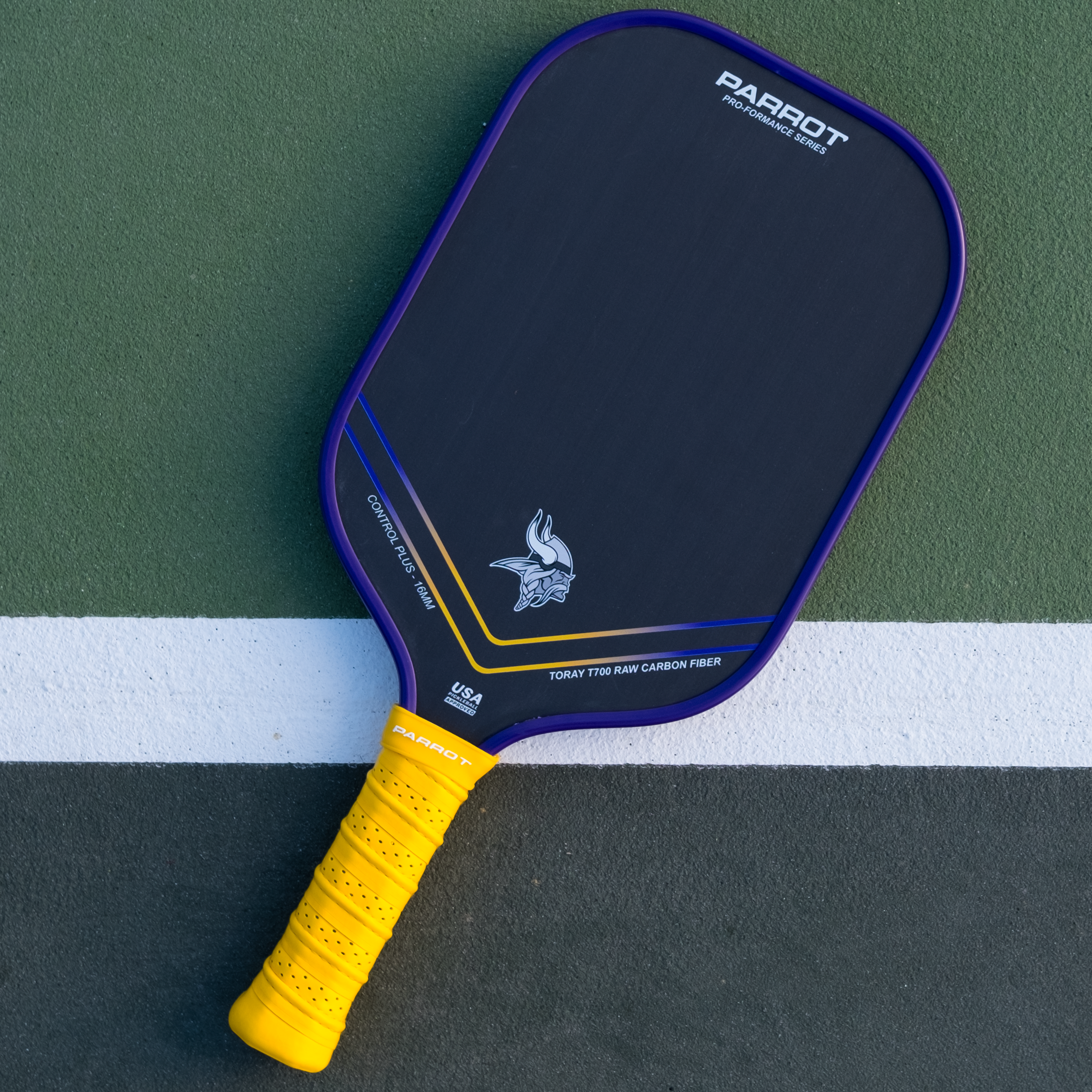 Minnesota Vikings PRO-Formance Logo Pickleball Paddle