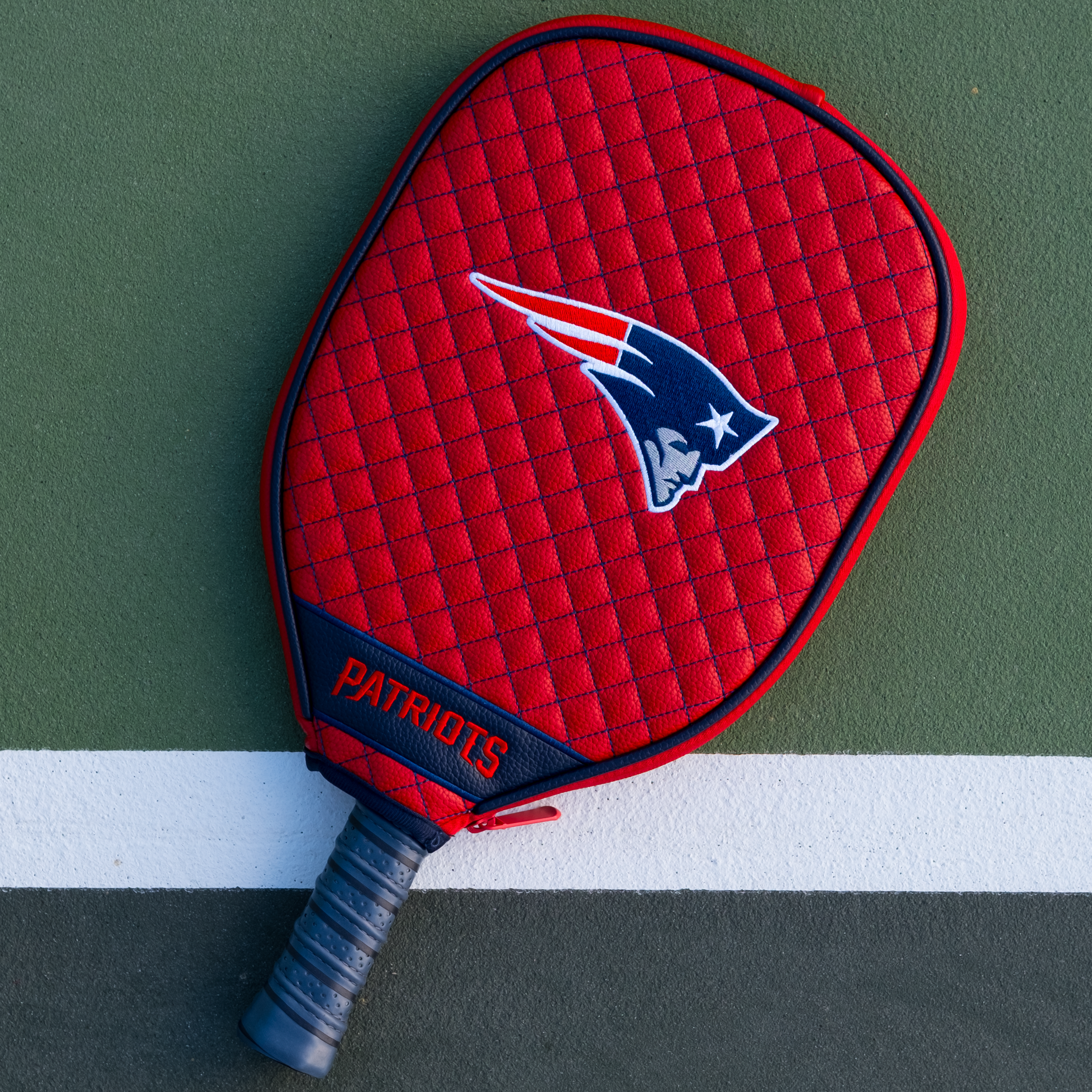 New England Patriots Quilted Pickleball Paddle Cover (Red)