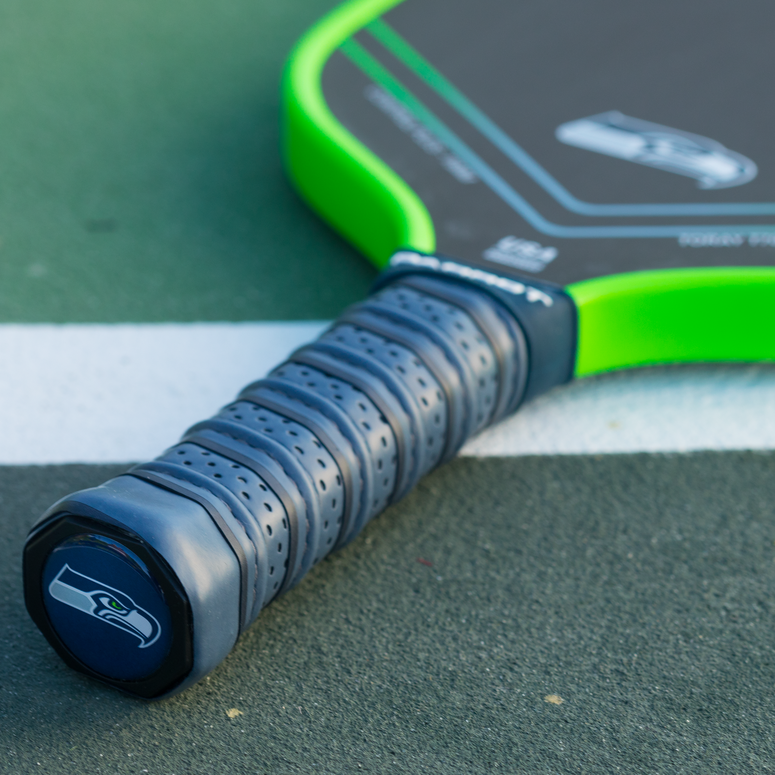 Seattle Seahawks PRO-Formance Logo Pickleball Paddle