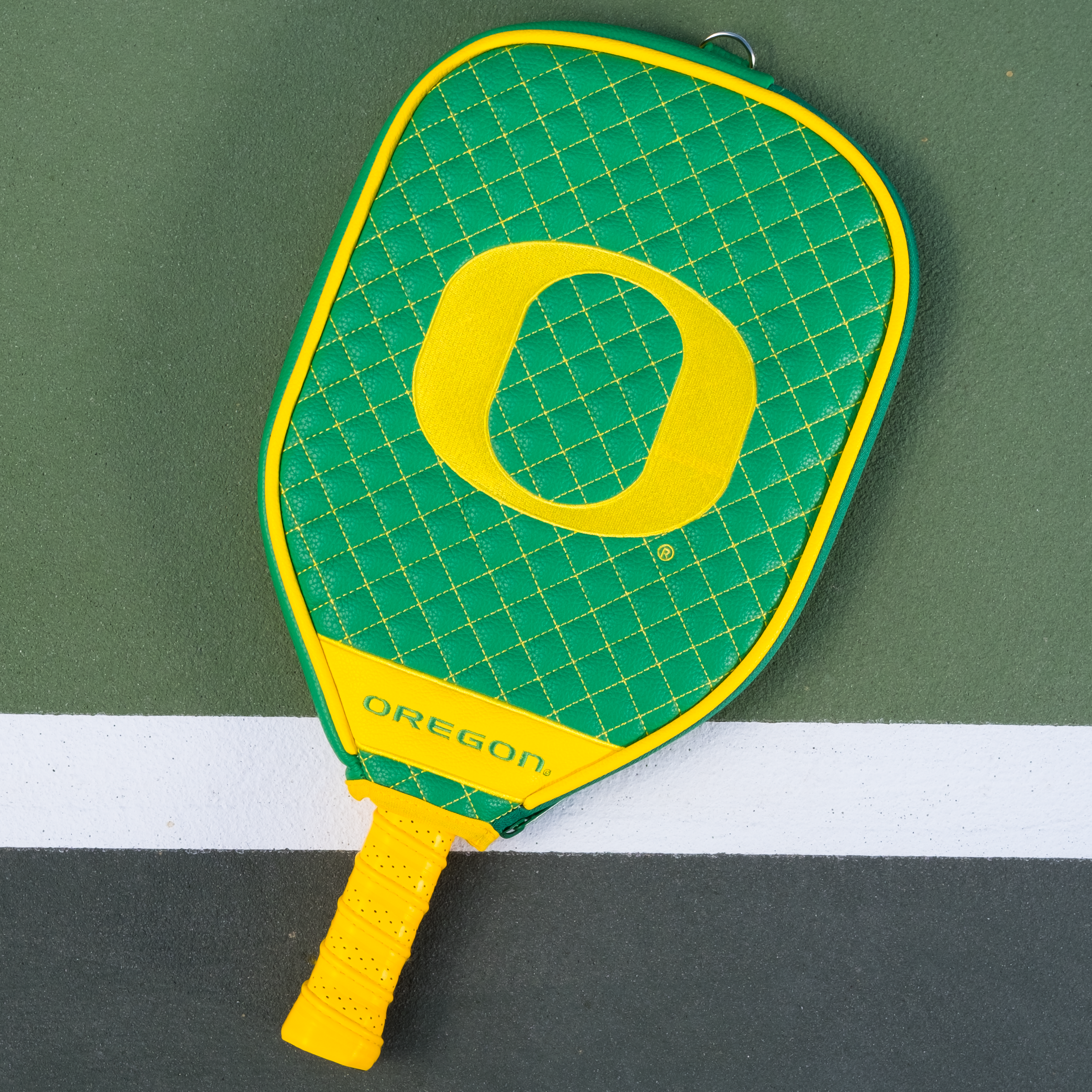 Oregon Ducks Quilted Pickleball Paddle Cover (Green)